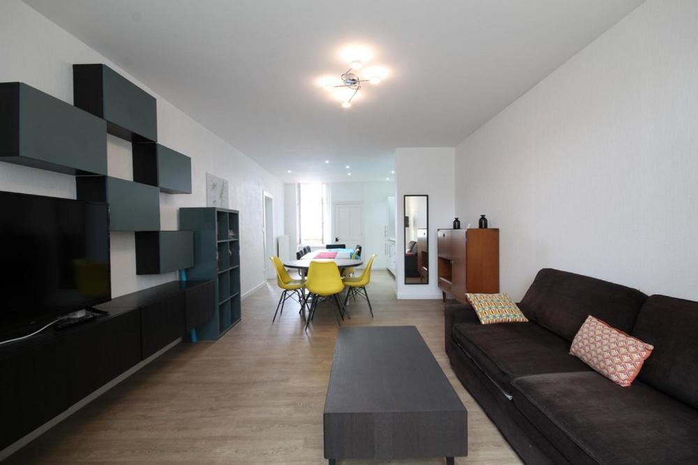 Appartements Le Cru Colbert Бон Екстер'єр фото